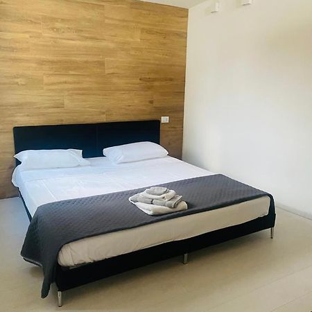 Residenza Piazzetta San Michele-Loft Apartment อาเรซโซ ภายนอก รูปภาพ