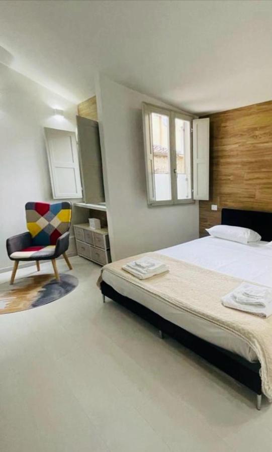 Residenza Piazzetta San Michele-Loft Apartment อาเรซโซ ภายนอก รูปภาพ