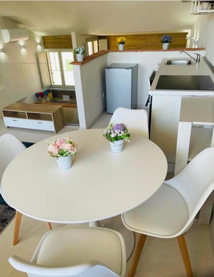 Residenza Piazzetta San Michele-Loft Apartment อาเรซโซ ภายนอก รูปภาพ