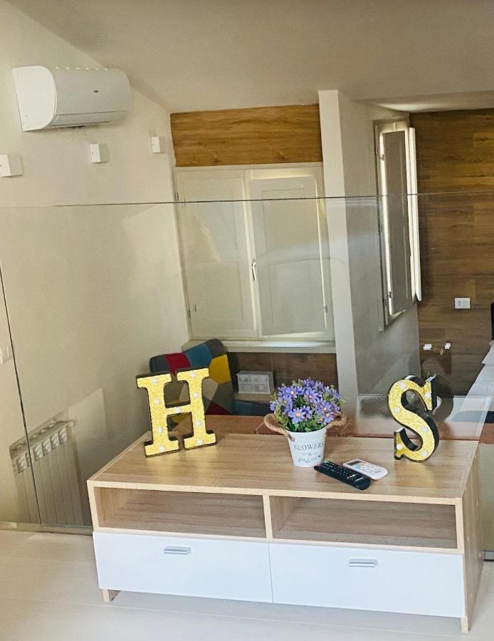 Residenza Piazzetta San Michele-Loft Apartment อาเรซโซ ภายนอก รูปภาพ
